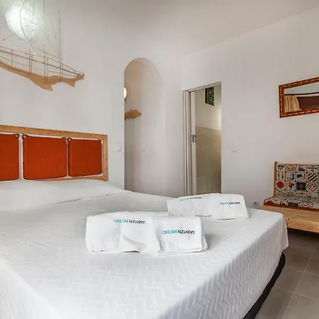 Appartement A13 - Channel Street Central